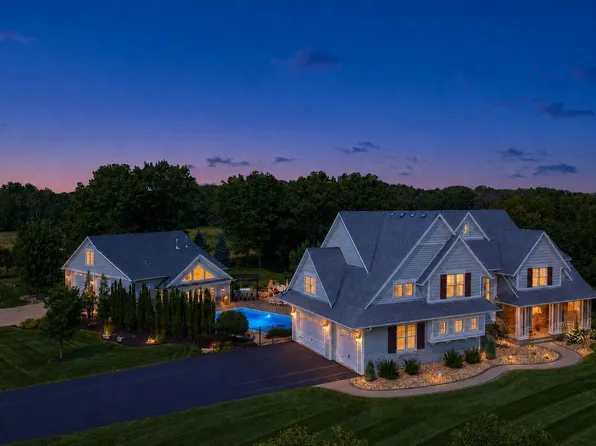15471 Dogwood St NW, Anoka, MN 55304
