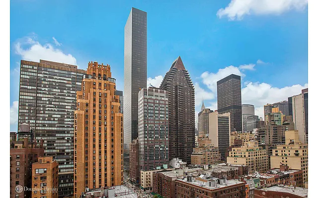 Sold by Douglas Elliman | media 21