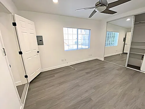 $2495/6524 Orange St. --1br, 1bth Adu! Washer/Dryer In Unit! Modern, Renovated! Miracle Mile At M... — Photo 2