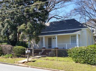 6400 Robin Dr, Des Moines, IA 50322