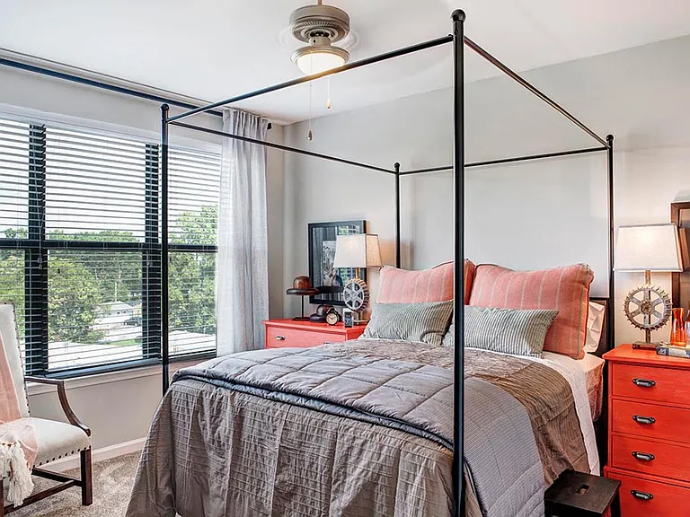 Walton Westside — Photo 5