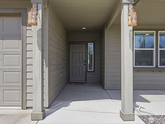 4th image of 425 S Trillium Way