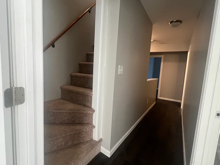 348 Elm St — Photo 20
