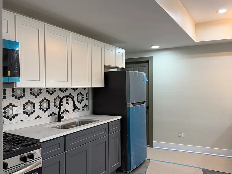 7948 S Evans Ave #5 — Photo 2