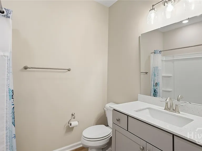 130 Danbury Ct — Photo 29
