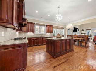 275 Palm Cove Way, York, SC 29745