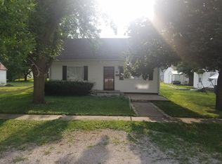 206 S West St, Homer, IL 61849