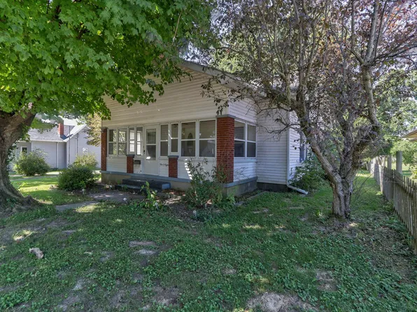 508 N Main St, Owensville, IN 47665