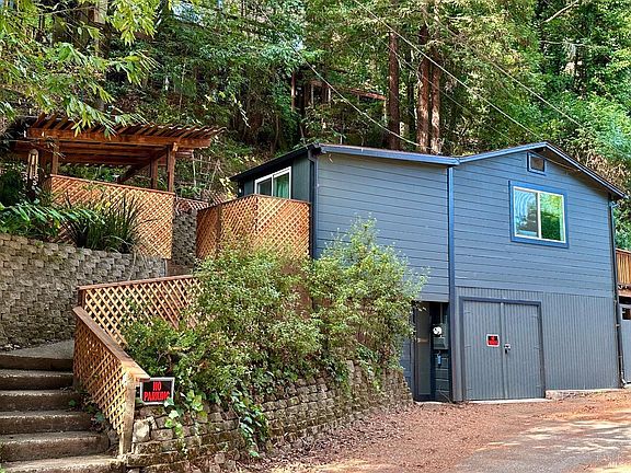 2nd image of 13931 Fern Road