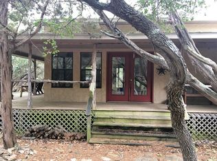 282 S Brandon Rd, Kerrville, TX 78028