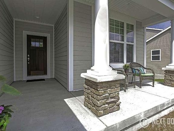 2nd image of 12643 Retreat Dr #38
