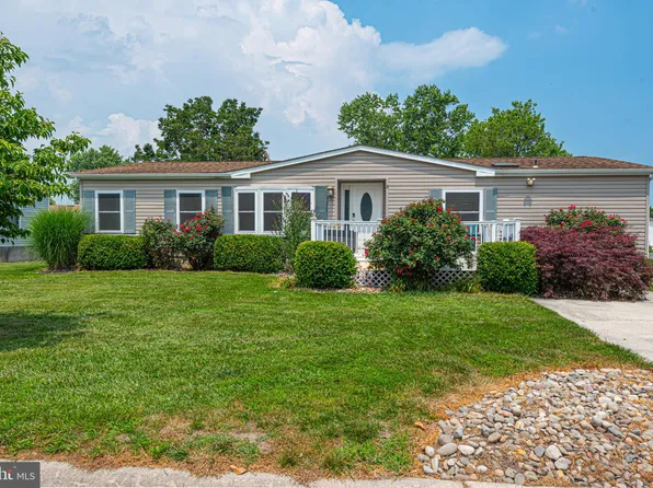 5 Ensign Dr, Berlin, MD 21811