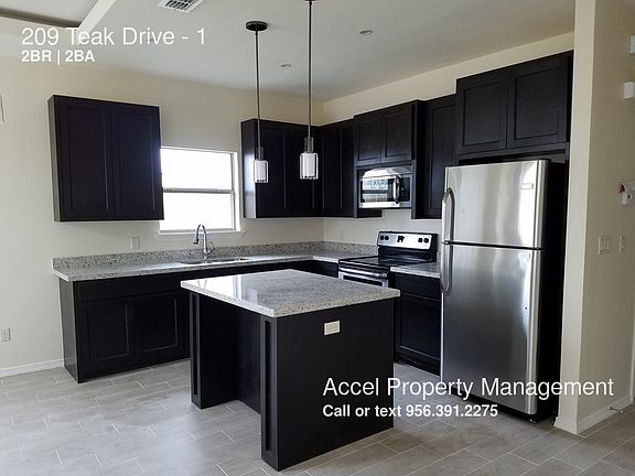3rd image of 209 Teak Dr APT 1