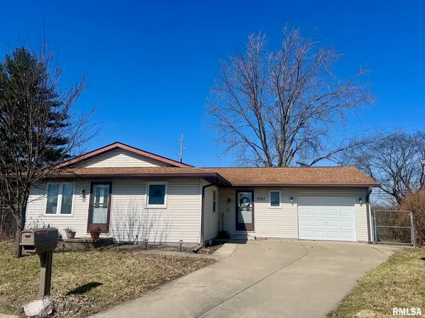 3001 Shadowfax Dr, Springfield, IL 62707