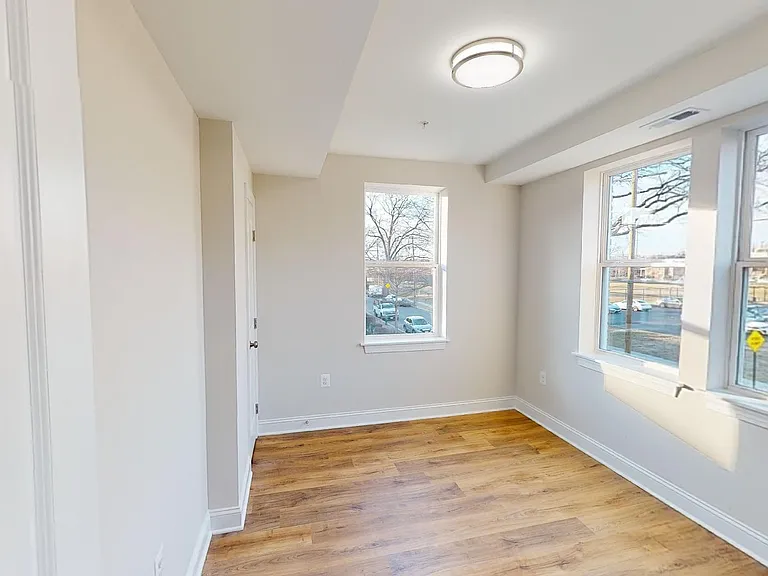 232 Hamilton St NW #207 — Photo 4