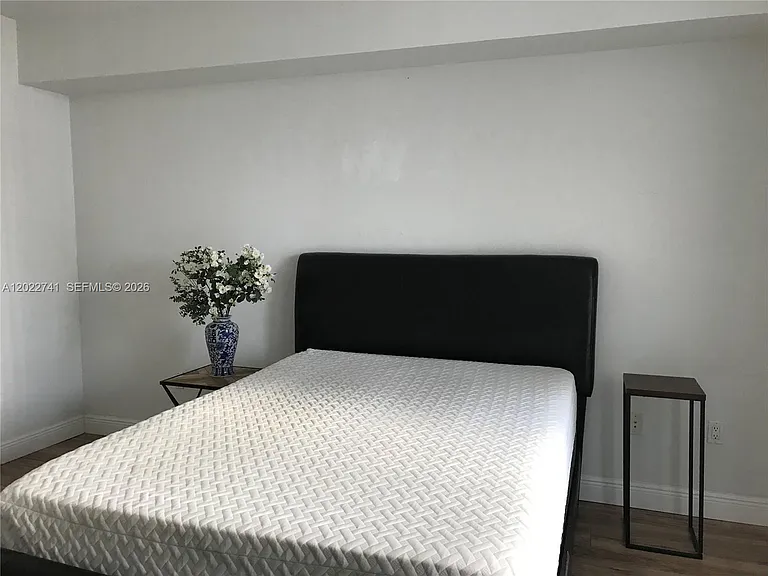 7900 Harbor Island Dr #523 — Photo 18