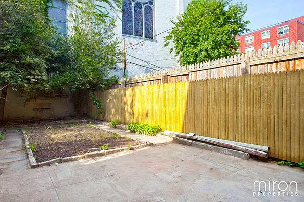 Rented by Miron Properties | media 33