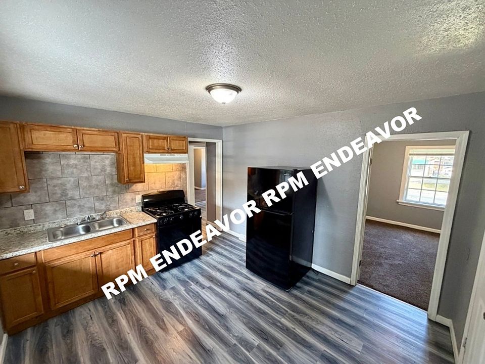 1st image of 200 Chambers Rd