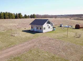 27048 Hawthorn Rd N, Hinckley, MN 55037