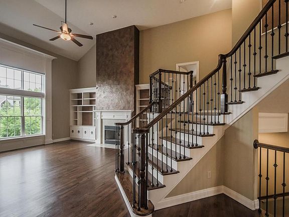 3rd image of 5454 Berwanger Dr