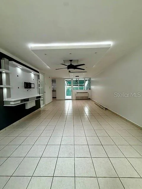 3 bed, 2.5 bath, 1582 sqft, $2,300 — Photo 3