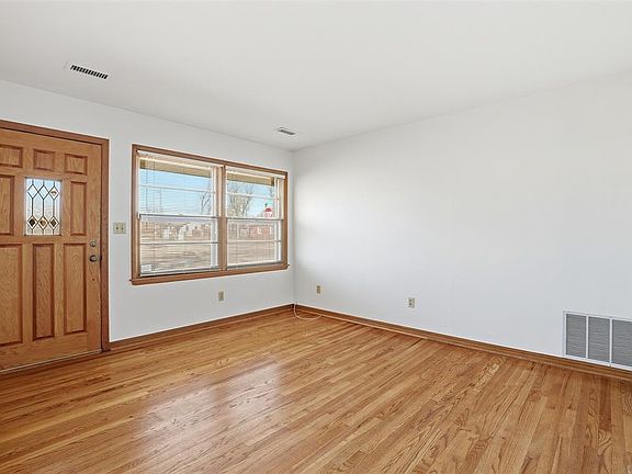 2nd image of 4232 N Libby Ave