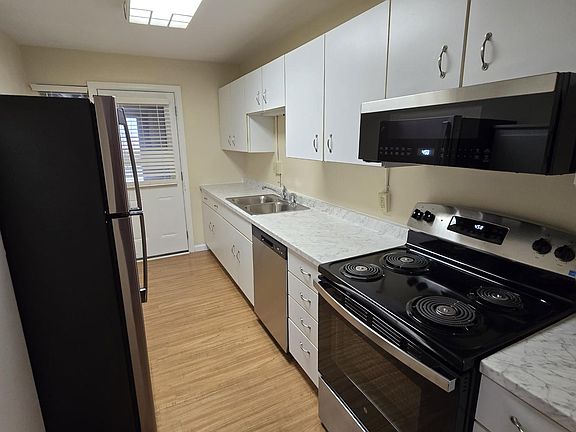 2nd image of 1502 W 6th Ave APT D