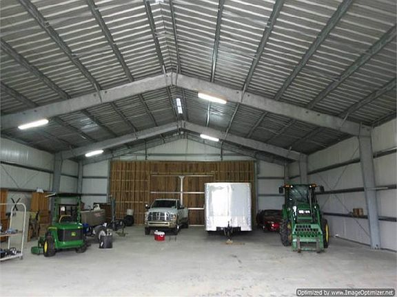 4th image of 10405 E Park Ave
