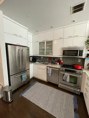 Rented by Compass | media 13