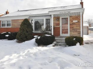 19908 Gaukler St, Saint Clair Shores, MI 48080