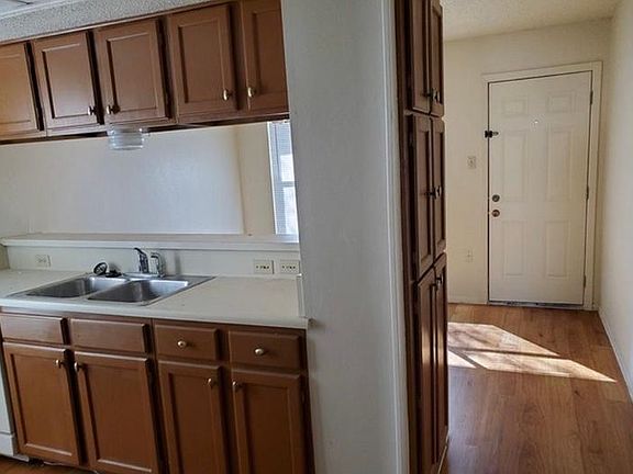 2nd image of 13123 El Sendero St