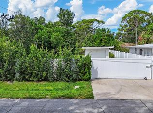 Stardust Pl LOT 1, Sarasota, FL 34232