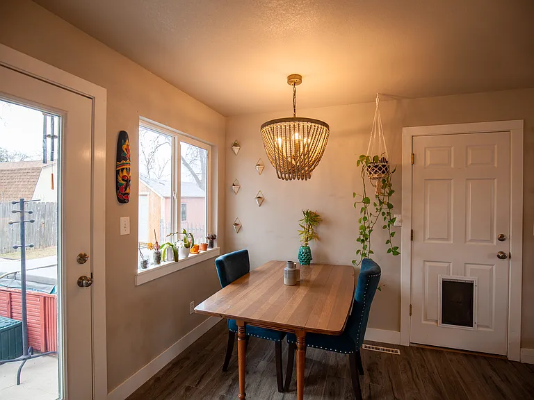 2101 Romney Ave — Photo 10