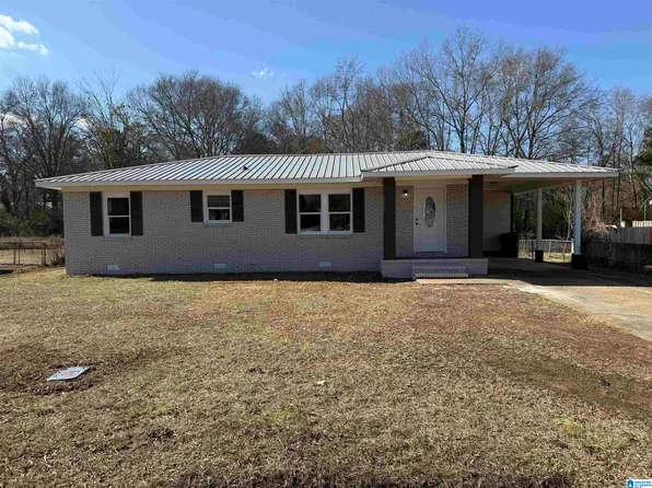 916 Mitchell Dr SW, Jacksonville, AL 36265