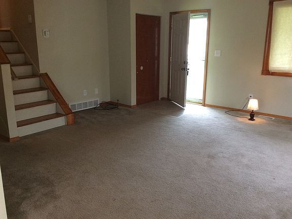 2nd image of 2745 Leota Ln
