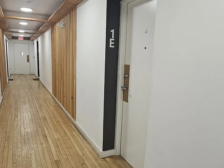 35 Springside Ave #1E — Photo 15