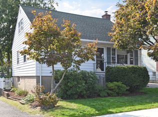 20 Sylvan Pl, New Rochelle, NY 10801