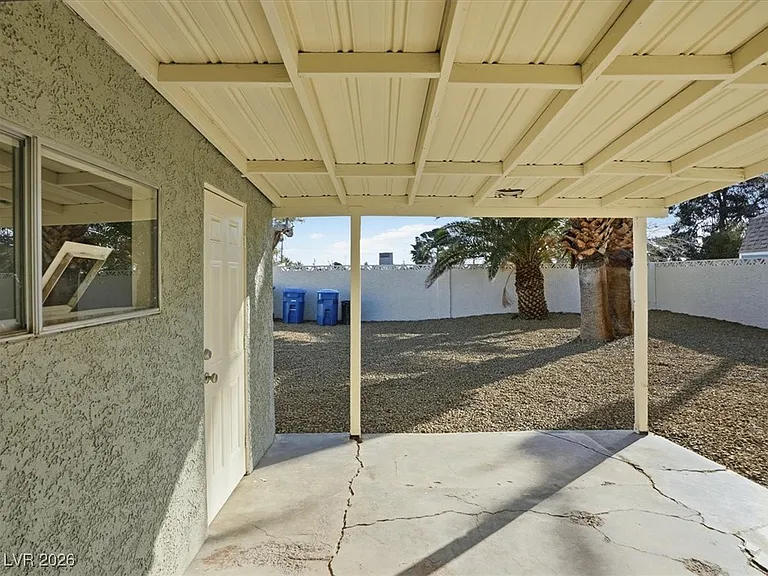 608 Stanford St — Photo 17