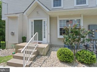 1104 Tanglewood Dr, Sicklerville, NJ 08081