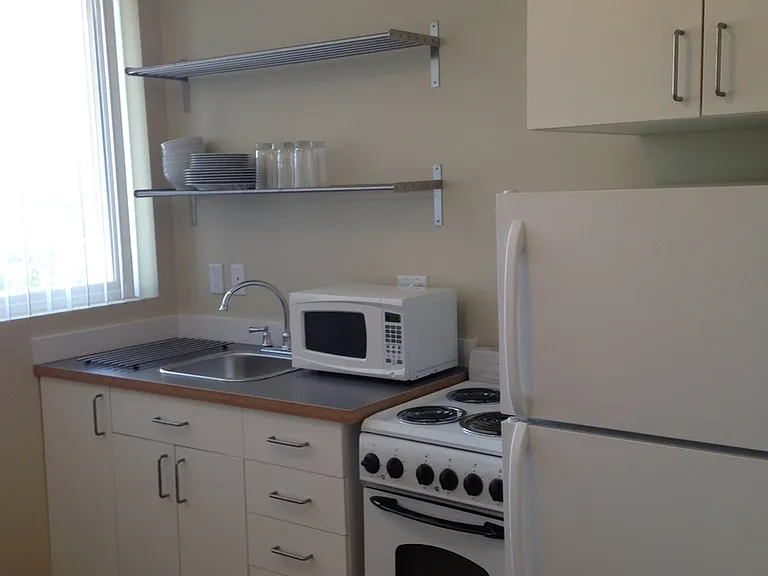 Irving Heights Apartments — Photo 31