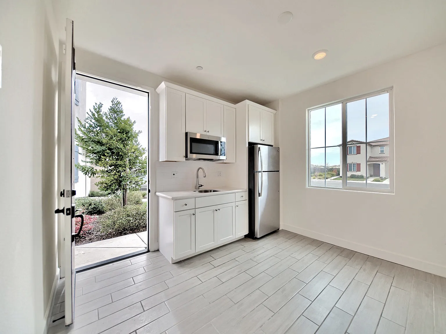 1 bed, 600 sqft, $1,250 — Photo 3