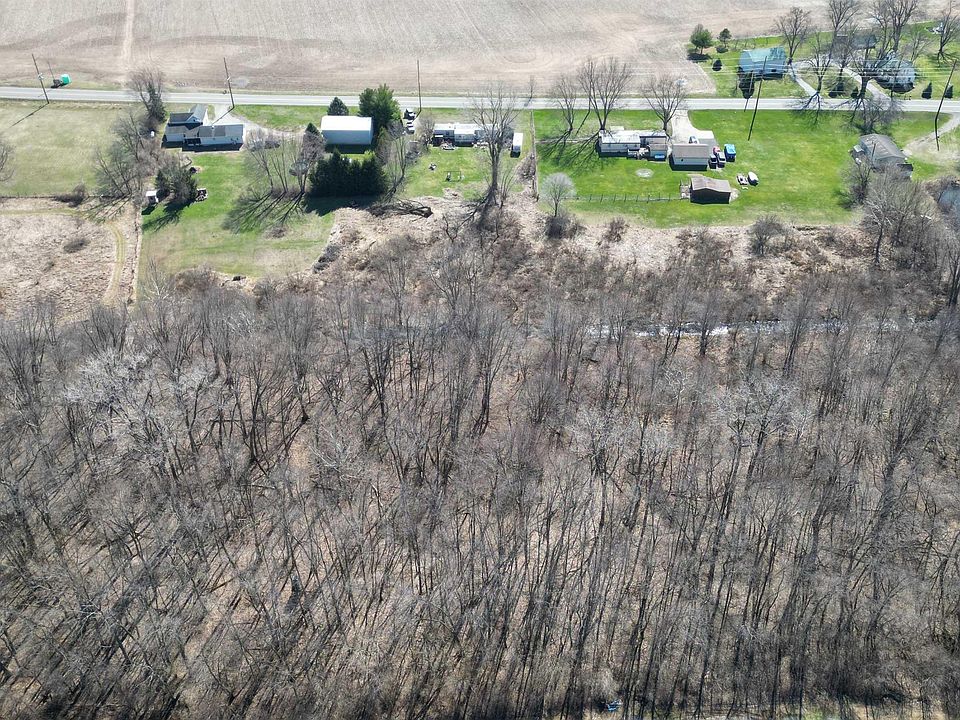 2nd image of 3942 E Armstrong Rd
