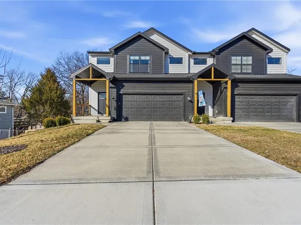 4736 Hadley St, Overland Park, KS 66203