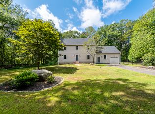 19 Warwickshire Dr, Killingworth, CT 06419