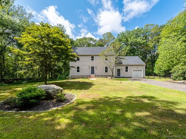 19 Warwickshire Drive, Killingworth, CT 06419