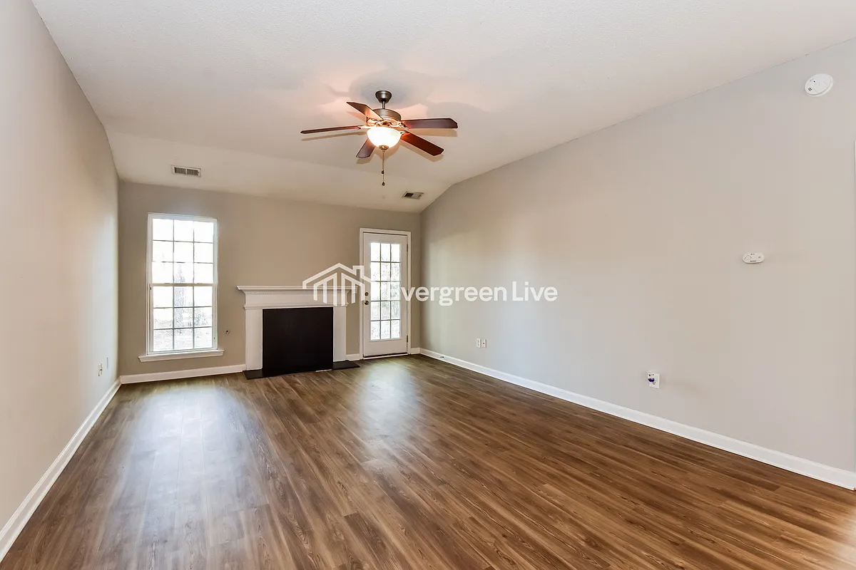 Building Photo - 605 Harlequin Ct
