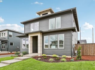 762 Magnolia Ave, Woodburn, OR 97071