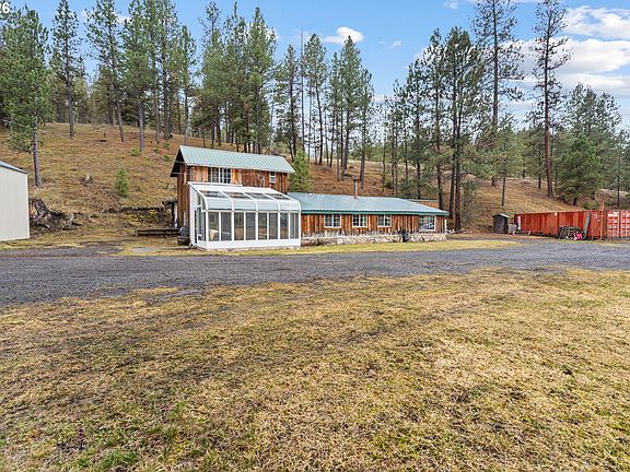 3rd image of 51982 Sunflower Flat Rd