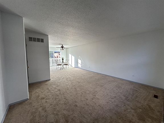 5th image of 3133 Park Hampton Ct