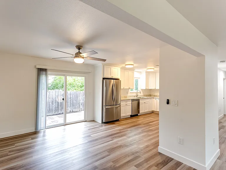 2310 Buena Vista Ave #2334 — Photo 37
